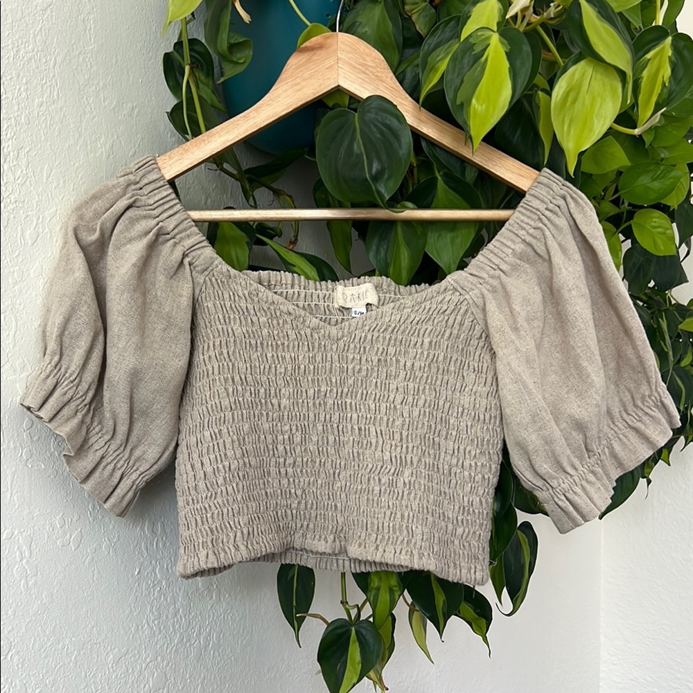 Oakie the label Tan Puff Sleeve Smocked Crop Top